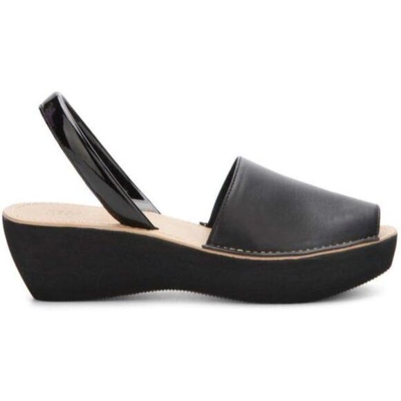 Kenneth Cole Reaction Women's Fine Glass Wedge Sandals - Picture 2 of 4